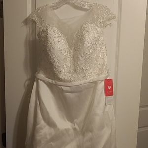 Ivory Satin Wedding Dress